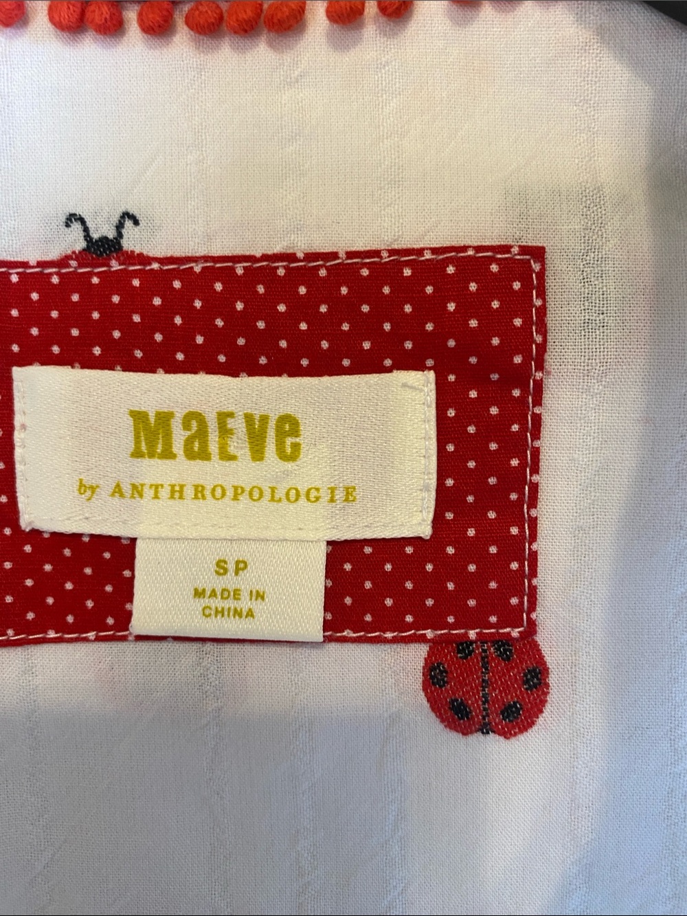 Anthropologie Maeve White Button-Down Shirt with Red Ladybug Motif Size SP - Picture 3 of 6